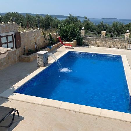 Holiday Home Cerim Trogir Exteriér fotografie